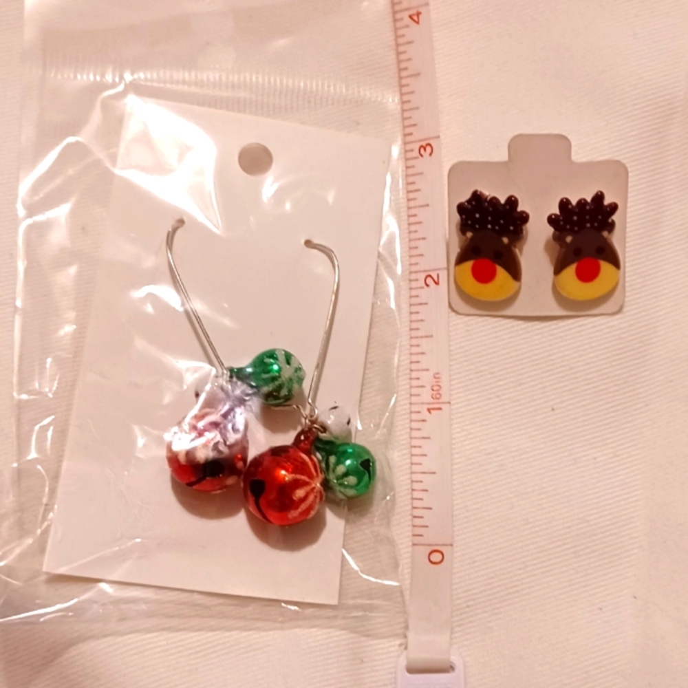 2 Pairs of Christmas Earrings